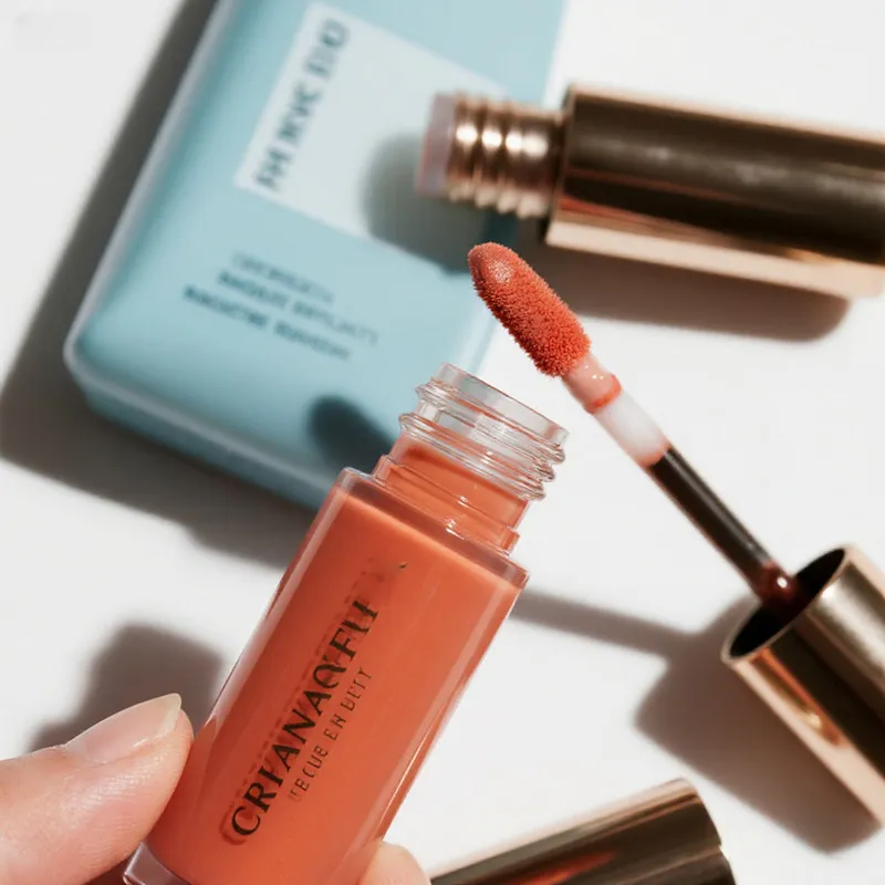 Ntiag ntawv di ncauj gloss nyob hauv Suav teb