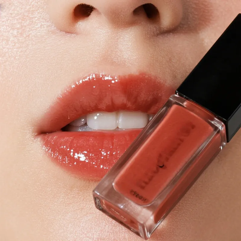 Cov ntawv lo lus ntiag tug di ncauj Gloss Cov Chaw Tsim Tshuaj